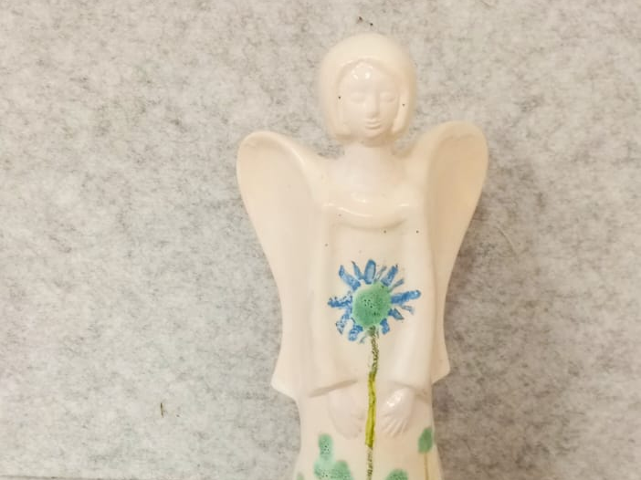 Anioł ceramiczny perłowy