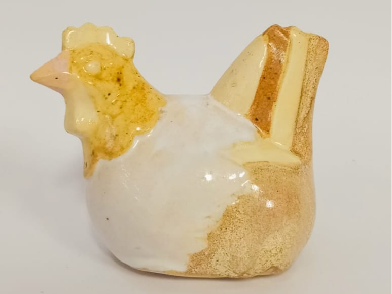 Kura ceramiczna - ozdoba