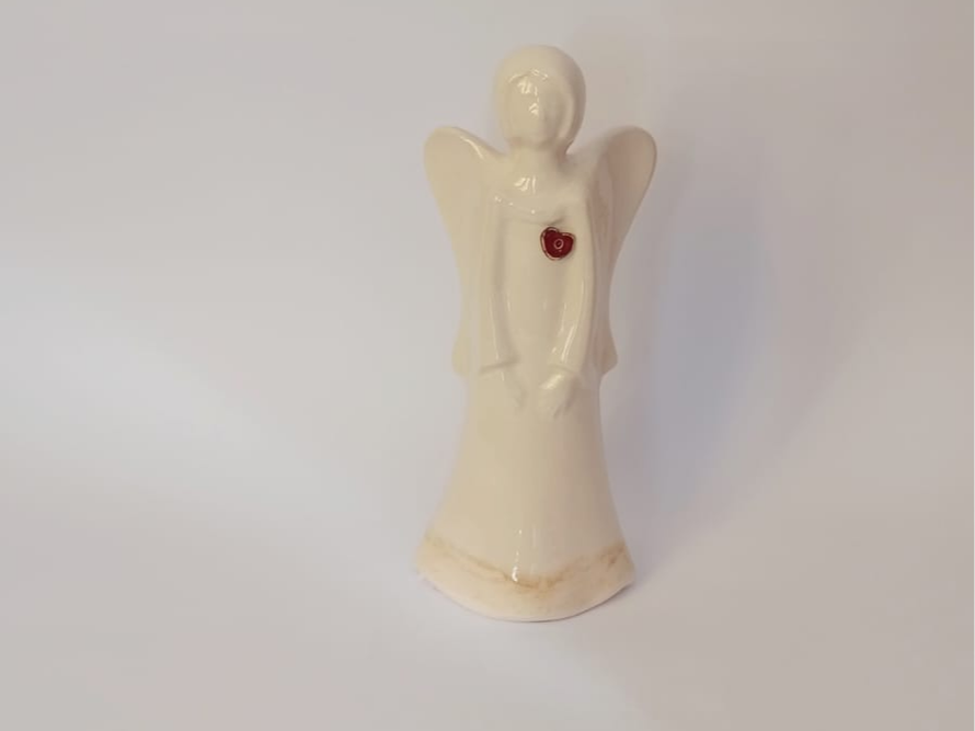 Anioł ceramiczny z sercem